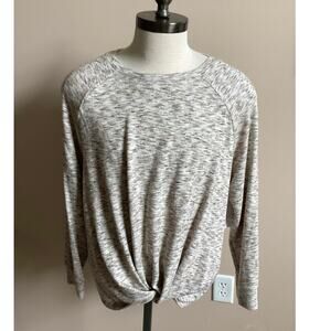 Time and Tru Hacci Knot Front Top